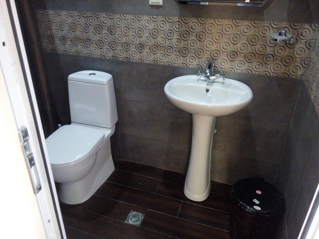 Guest House Chirina Sighnaghi Εξωτερικό φωτογραφία