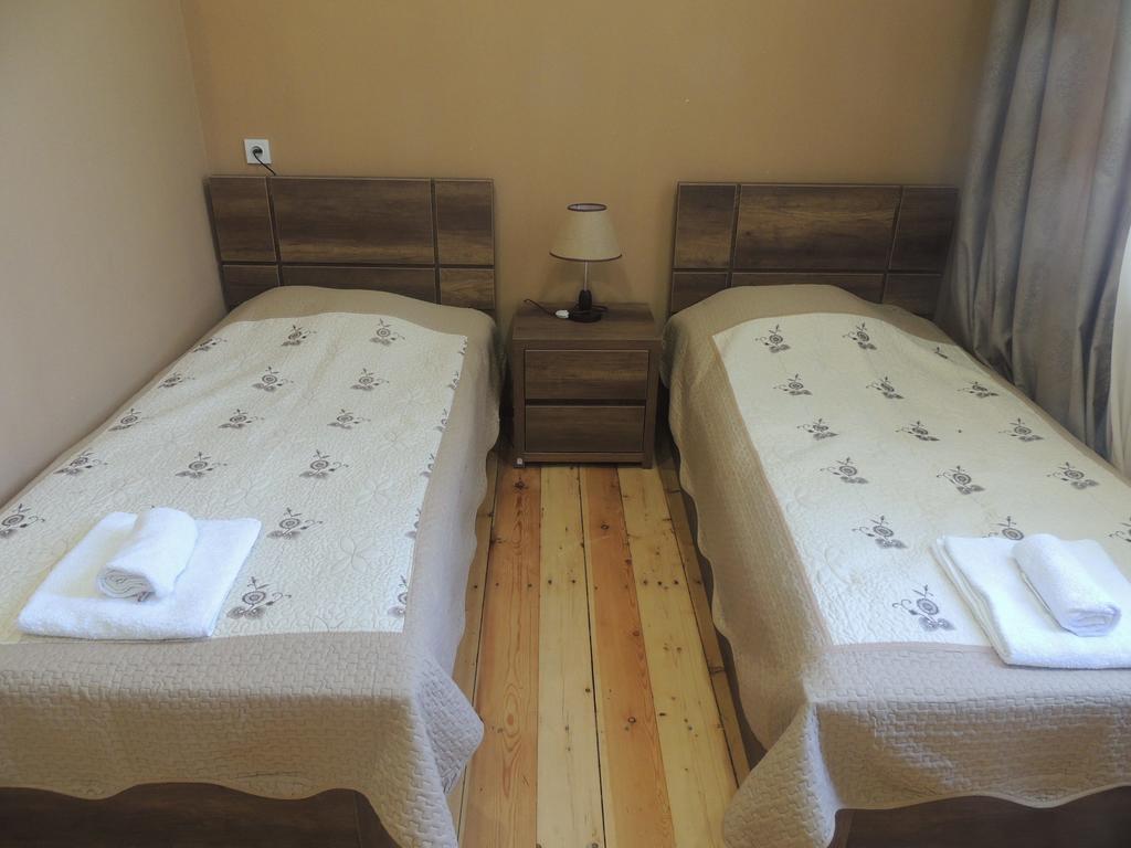 Guest House Chirina Sighnaghi Εξωτερικό φωτογραφία