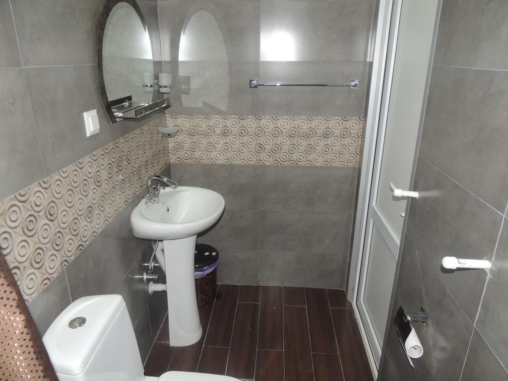 Guest House Chirina Sighnaghi Εξωτερικό φωτογραφία